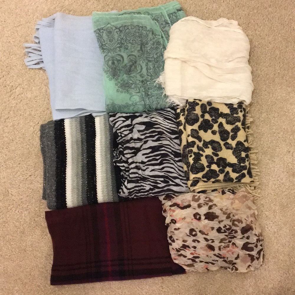 Bundle of scarves